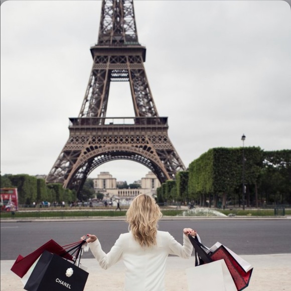 Meet your Posher, Melissa - Picture 1 of 1